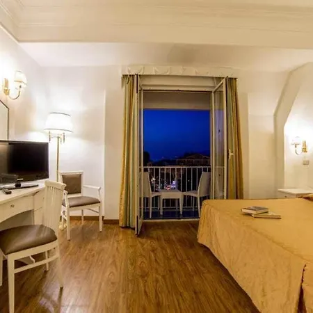 Grand Parco Del Sole Otel Sant'Agnello