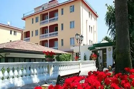 Grand Parco Del Sole Otel 4*