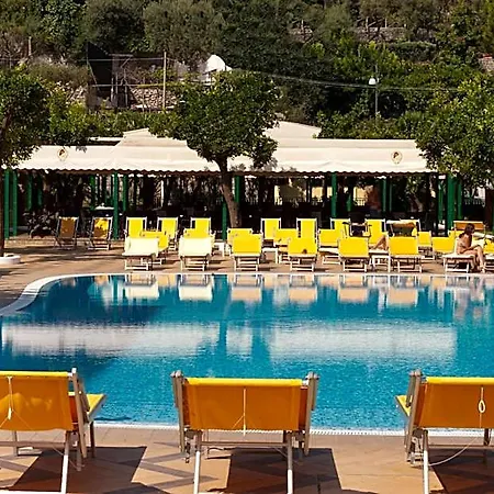 فندق Grand Parco Del Sole 4*