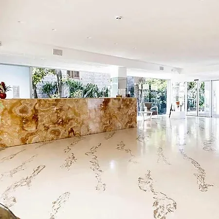 فندق Grand Parco Del Sole سانتّانييلّو