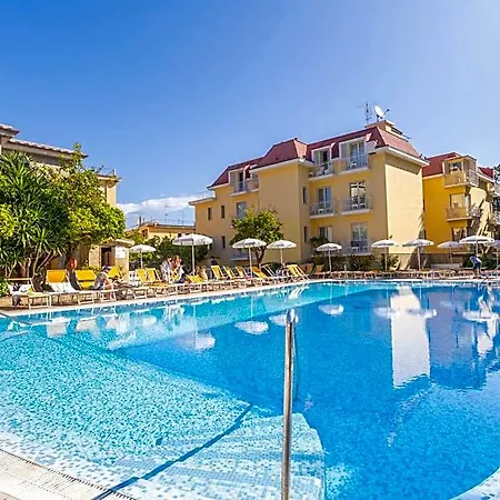 Hotel Grand Parco Del Sole 4*